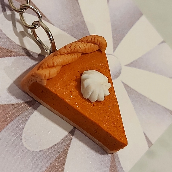 BFF Pumpkin Pie Handmade Keychains - Picture 4 of 5